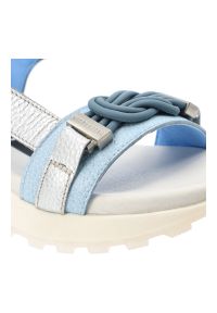 Sandały damskie Hispanitas, cholewka ze skóry naturalnej sportowa konstrukcja z regulowanymi paskami otwarta forma lekka podeszwa zapewniająca stabil. Okazja: na co dzień. Nosek buta: otwarty. Zapięcie: pasek. Kolor: niebieski. Materiał: skóra. Wzór: paski. Sezon: lato. Styl: sportowy #8