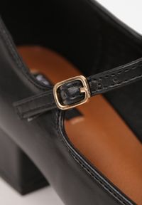 Born2be - Czarne Czółenka na Obcasie w Stylu Mary Jane ze Sprzączką Kareoma. Zapięcie: sprzączka. Kolor: czarny. Obcas: na obcasie. Styl: wizytowy, klasyczny, elegancki. Wysokość obcasa: średni #5