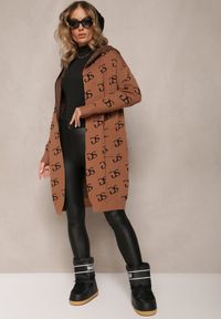 Renee - Brązowy Kardigan Niezapinany w Modny Nadruk z Kieszeniami i Kapturem Permila. Kolor: brązowy. Wzór: nadruk. Sezon: zima, jesień. Styl: elegancki #3