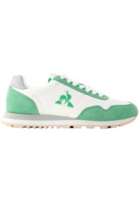 Buty Le Coq Sportif Astra2 W Optical, Kobiety. Kolor: zielony. Materiał: zamsz, materiał. Sport: turystyka piesza