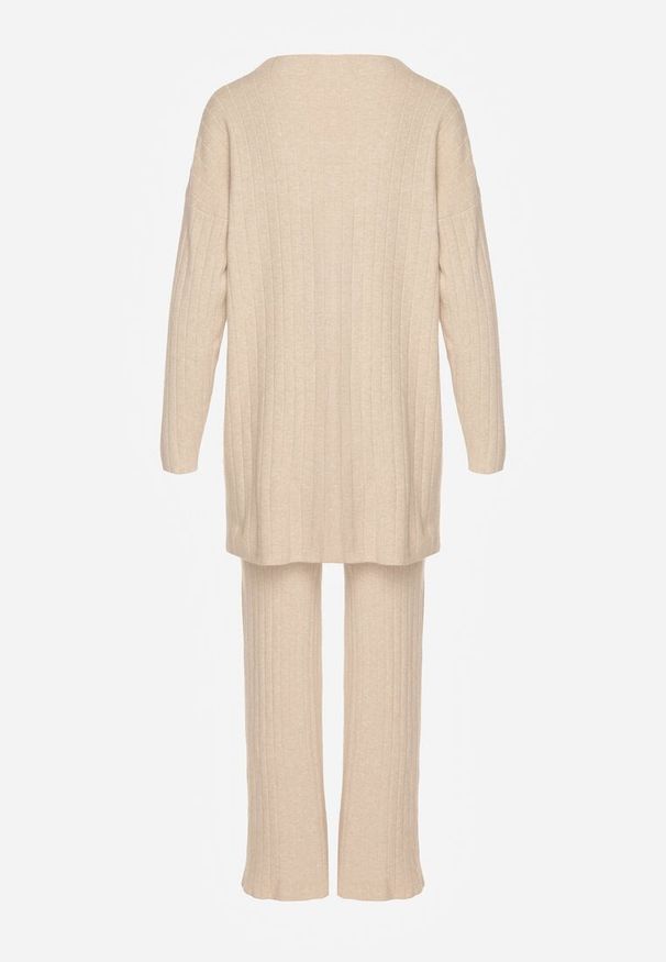 Born2be - Beżowy Prążkowany Komplet Dzianinowy z Bawełną Sweter z Półgolfem i Spodnie Elweda. Kolor: beżowy. Materiał: bawełna, prążkowany, dzianina