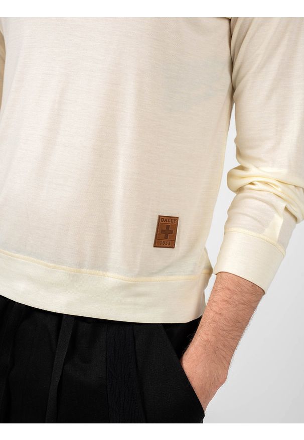 Bally Longsleeve "Turtle-Neck" | 6235776 | Mężczyzna | Żółty, Kremowy. Okazja: na co dzień. Typ kołnierza: golf. Kolor: żółty, kremowy, wielokolorowy. Materiał: lyocell, kaszmir. Długość rękawa: długi rękaw. Wzór: aplikacja. Styl: casual