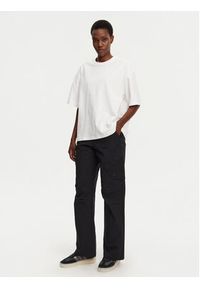 Nike Spodnie materiałowe FV7098 Czarny Regular Fit. Kolor: czarny. Materiał: bawełna