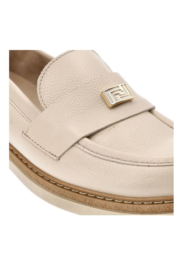 Beżowe Półbuty Armodo Eleganckie Mokasyny Damskie. Okazja: na co dzień, na spotkanie biznesowe, do pracy. Kolor: beżowy. Materiał: skóra. Styl: elegancki