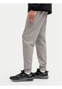 Jack & Jones Spodnie dresowe Gordon 12288623 Szary Regular Fit. Kolor: szary. Materiał: syntetyk #4