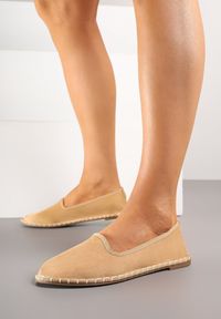 Born2be - Ciemnobeżowe Espadryle Balerinki z Ozdobnymi Przeszyciami Firavione. Okazja: na co dzień, na imprezę. Kolor: beżowy. Materiał: len. Sezon: lato. Styl: klasyczny, casual