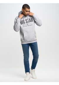 Big-Star - Bluza męska z kapturem szara Ashlyno 901. Typ kołnierza: kaptur. Kolor: szary. Materiał: dresówka, dzianina. Wzór: nadruk