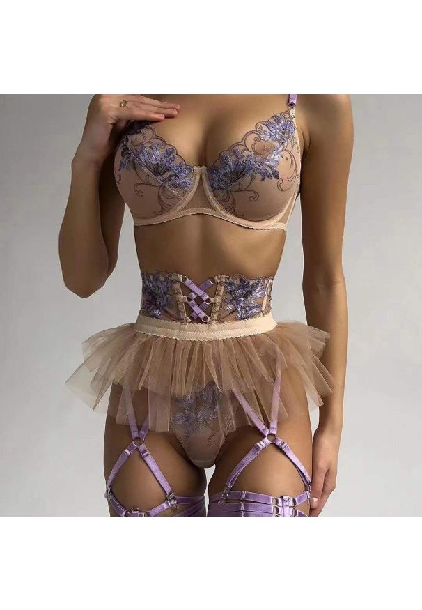 Intica - Komplet bielizny z delikatnymi zdobieniami na romantyczne wieczory Karri. Kolor: wielokolorowy. Materiał: materiał. Wzór: aplikacja