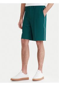 Guess Szorty sportowe Z6GD11 K3210 Zielony Regular Fit. Kolor: zielony. Materiał: syntetyk. Styl: sportowy #1