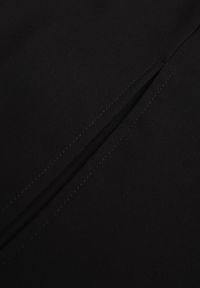 Born2be - Czarne Spódnico-Szorty z Wysokim Stanem Zdobione Rozcięciem Crethoesa. Okazja: na co dzień. Stan: podwyższony. Kolor: czarny. Materiał: materiał. Wzór: aplikacja. Styl: casual #6