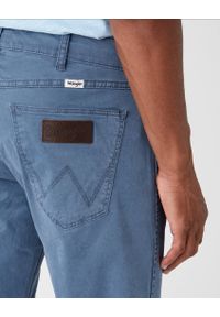 Wrangler - WRANGLER GREENSBORO MĘSKIE SPODNIE JEANSOWE DARK SLATE W15QY673K #5