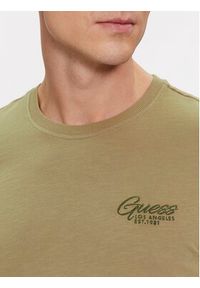 Guess T-Shirt M4RI49 KBL31 Beżowy Slim Fit. Kolor: beżowy. Materiał: bawełna