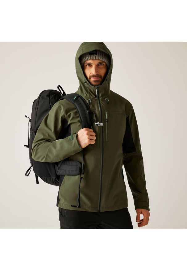 Regatta - Kurtka turystyczna przeciwdeszczowa męska Birchdale wodoodporna. Kolor: zielony. Materiał: poliester, tkanina. Sport: turystyka piesza