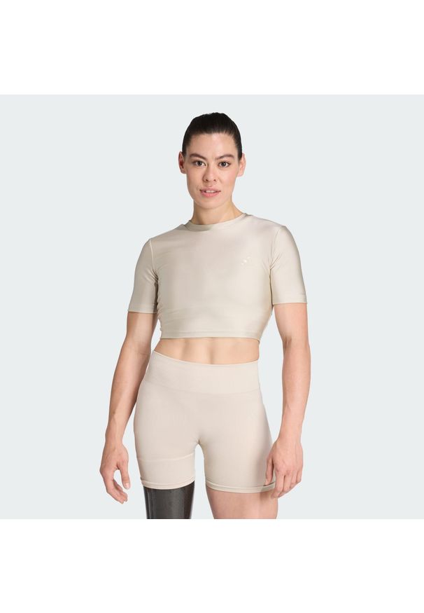 Adidas - Koszulka Workout Essentials Shine. Kolor: beżowy. Technologia: ClimaCool (Adidas). Sport: fitness