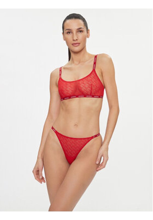Guess Stringi O3BE18 KBXA0 Czerwony. Kolor: czerwony. Materiał: syntetyk