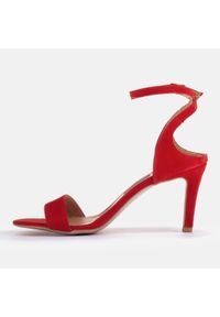 Marco Shoes Eleganckie sandały z naturalnego zamszu czerwone. Kolor: czerwony. Materiał: zamsz. Styl: elegancki #6