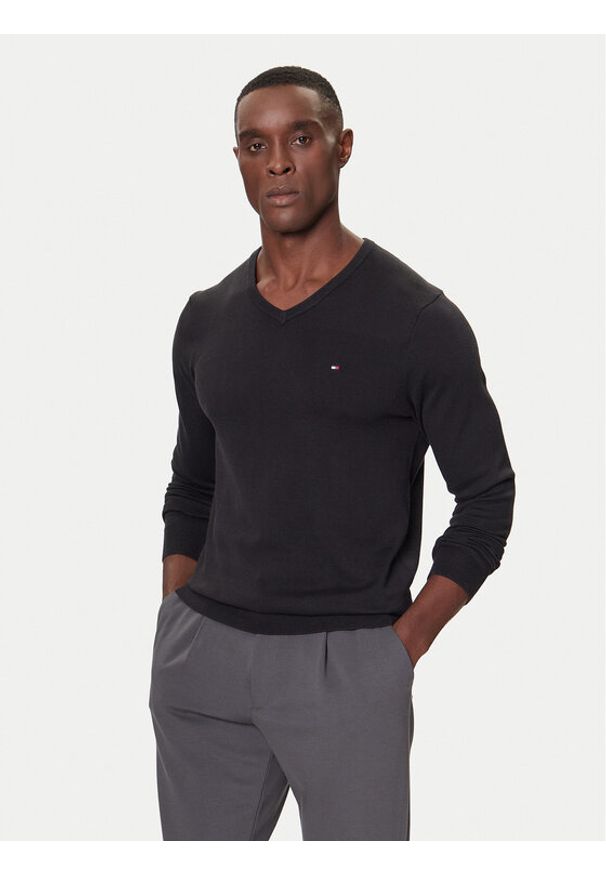 TOMMY HILFIGER - Tommy Hilfiger Sweter MW0MW42249 Czarny Regular Fit. Kolor: czarny. Materiał: bawełna