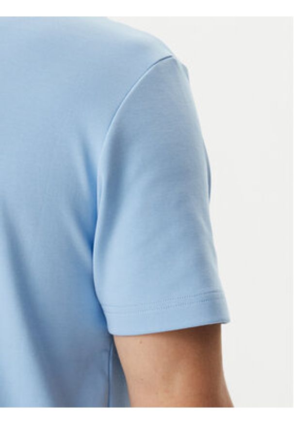 Calvin Klein Jeans T-Shirt J30J327234 Błękitny Regular Fit. Kolor: niebieski. Materiał: bawełna