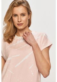 DKNY - Dkny - Koszula nocna. Kolor: różowy. Materiał: bawełna, poliester, dzianina, elastan. Długość: krótkie. Wzór: nadruk #5