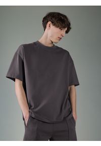 4f - T-shirt oversize z bawełny organicznej męski 4F x Robert Lewandowski. Kolor: szary. Materiał: bawełna. Długość: długie. Wzór: nadruk #1