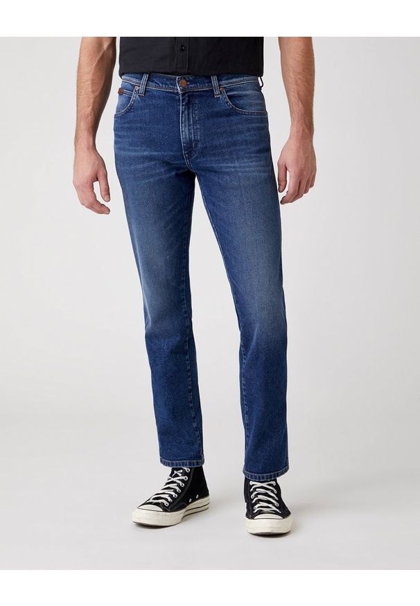 Wrangler - WRANGLER SPODNIE MĘSKIE TEXAS SLIM THE PRIME W12SU542R 112126520