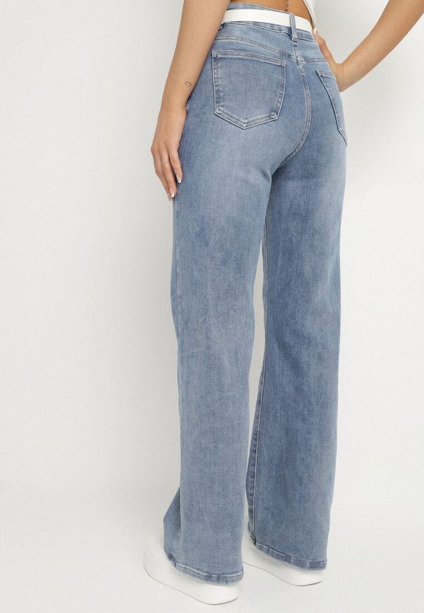 Born2be - Niebieskie Szerokie Jeansy z Bawełną Wiskozą i Wysokim Stanem Lirafine. Okazja: na co dzień. Stan: podwyższony. Kolor: niebieski. Styl: elegancki, casual