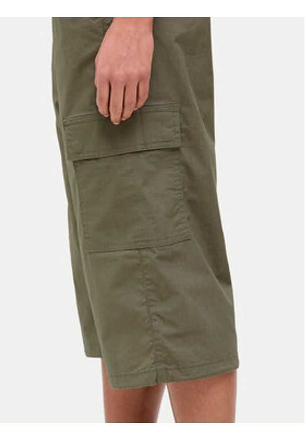 JJXX Spodnie capri Olga 12271698 Zielony Straight Fit. Kolor: zielony. Materiał: bawełna