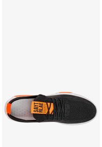 Casu - Czarne buty sportowe sznurowane casu 36/4/21/b-o. Kolor: czarny, pomarańczowy, wielokolorowy