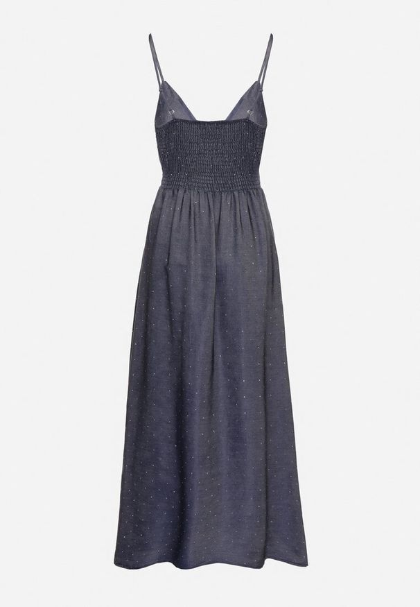 Born2be - Granatowa Kopertowa Sukienka na Ramiączkach z Wiskozy Zdobiona Cyrkoniami Ararielle. Okazja: na spacer, na co dzień, na imprezę. Typ kołnierza: dekolt w kształcie V. Kolor: niebieski. Materiał: wiskoza. Długość rękawa: na ramiączkach. Wzór: aplikacja. Typ sukienki: kopertowe. Styl: casual, klasyczny