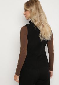 Born2be - Czarna Kamizelka Polarowa z Bawełną Anerrise. Okazja: na co dzień. Kolor: czarny. Materiał: polar, bawełna. Styl: casual #4