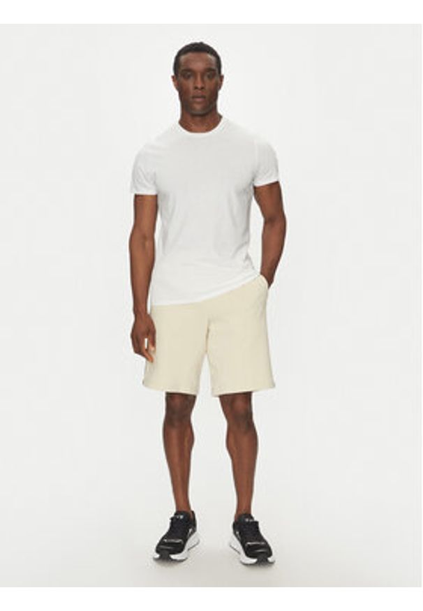EA7 Emporio Armani Szorty sportowe 7M000544 AF12660 U1079 Écru Regular Fit. Materiał: bawełna. Styl: sportowy