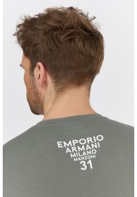 Emporio Armani - EMPORIO ARMANI Zielony longsleeve męski z logo, Rozmiar XL. Kolor: zielony. Materiał: prążkowany. Długość rękawa: długi rękaw. Wzór: nadruk #2
