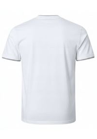 Jednokolorowa Koszulka z Lamówką - Pako Jeans - Biała. Okazja: na co dzień. Kolor: biały. Materiał: bawełna. Styl: casual #3