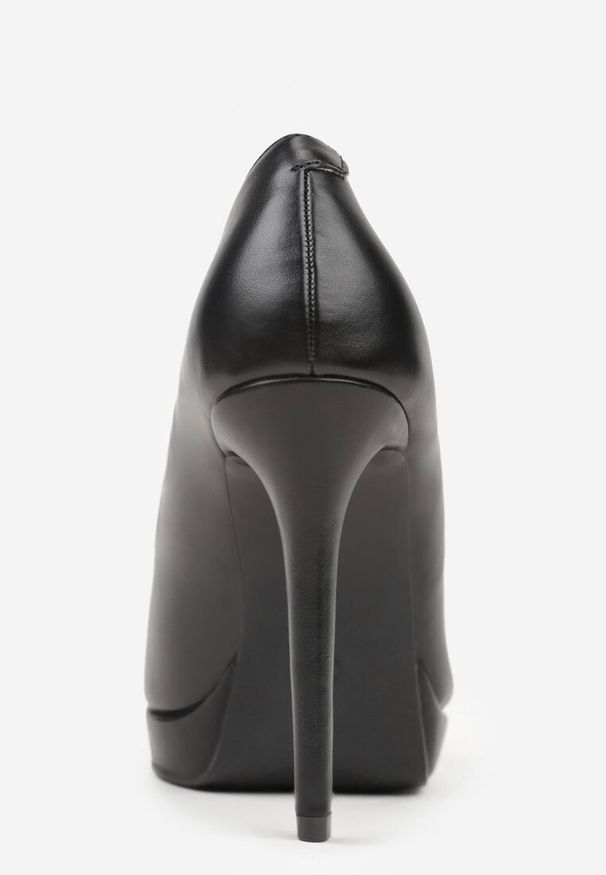 Renee - Czarne Szpilki Vices ze Skórzaną Wkładką w Klasycznym Stylu Amorisse. Okazja: na spotkanie biznesowe. Kolor: czarny. Materiał: skóra. Obcas: na szpilce. Styl: klasyczny