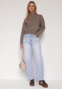 Born2be - Niebieskie Jeansy o Fasonie Slouchy z Wysokim Stanem Zarinvia. Okazja: na co dzień, do pracy, na spotkanie biznesowe. Stan: podwyższony. Kolor: niebieski. Styl: biznesowy, klasyczny, casual #4