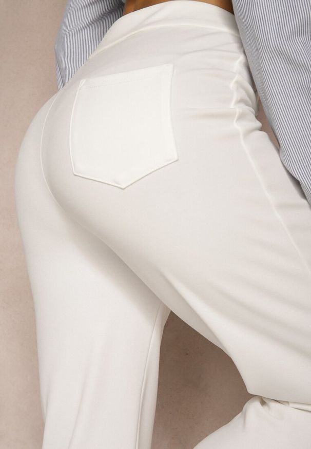 Renee - Białe Spodnie z Wiskozą High Waist w Eleganckim Stylu Tatariela. Okazja: na co dzień, na spotkanie biznesowe. Stan: podwyższony. Kolor: biały. Materiał: wiskoza. Styl: elegancki