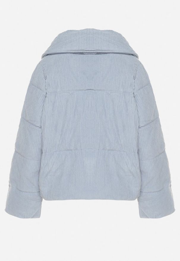 Born2be - Jasnoniebieska Sztruksowa Kurtka z Wysokim Kołnierzem Realitia. Okazja: na co dzień. Typ kołnierza: golf. Kolor: niebieski. Materiał: sztruks. Styl: elegancki, casual