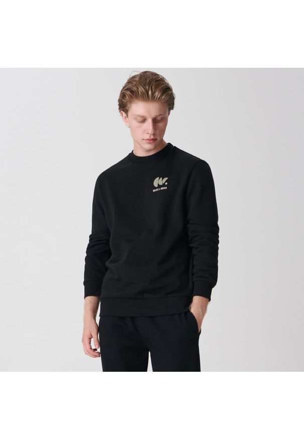 Sinsay - Bluza z nadrukiem - Czarny. Kolor: czarny. Wzór: nadruk