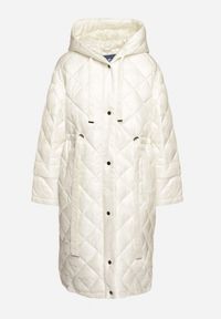 Born2be - Jasnobeżowa Pikowana Kurtka o Długim Kroju z Kapturem Paskiem i Ściągaczami w Talii Nikiana. Okazja: na co dzień. Typ kołnierza: kaptur. Kolor: beżowy. Materiał: jeans. Długość: długie. Styl: sportowy, klasyczny, casual, elegancki #7