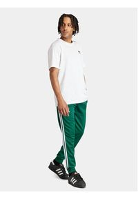 Adidas - adidas Spodnie dresowe adicolor Classics SST IR9886 Zielony Slim Fit. Kolor: zielony. Materiał: bawełna, syntetyk #6