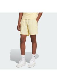 Adidas - Szorty AEROREADY Essentials Chelsea Small Logo. Kolor: żółty. Sport: fitness #1