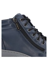 Granatowe Botki Wasak Damskie Wygodne Buty. Okazja: na co dzień, na spacer. Kolor: niebieski. Materiał: skóra. Szerokość cholewki: normalna. Styl: casual, sportowy, elegancki