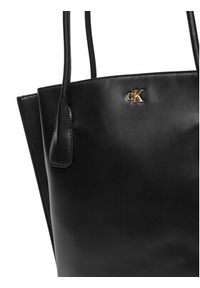 Calvin Klein Torebka LV04F3168G Czarny. Kolor: czarny. Materiał: skórzane