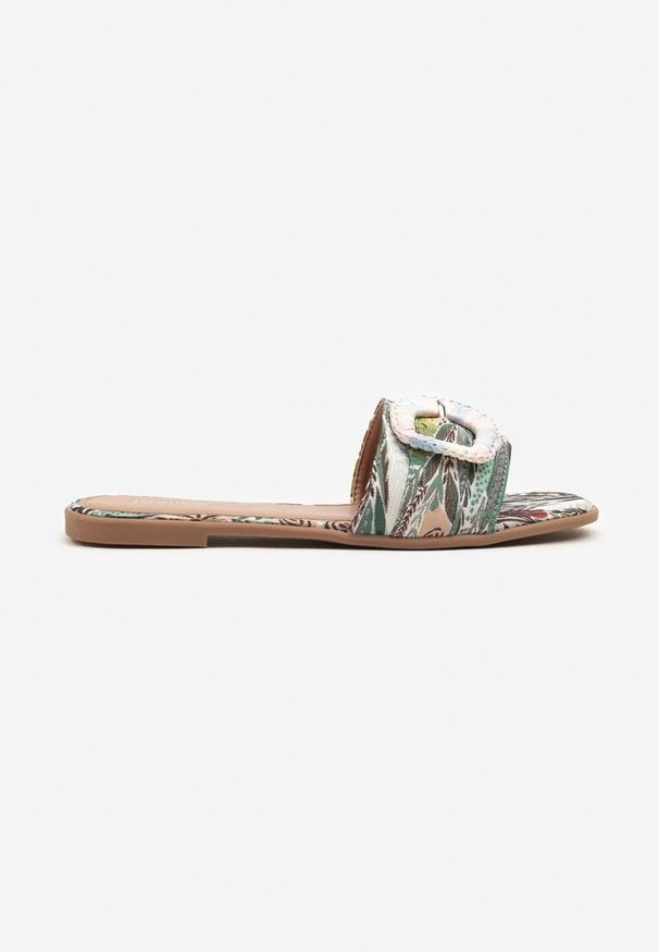 Born2be - Zielone Klapki z Ozdobną Klamrą Katilissa. Okazja: na co dzień. Kolor: zielony. Styl: elegancki, casual