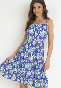Born2be - Niebieska Sukienka na Cienkich Ramiączkach z Wiskozy w Kwiaty Kimball. Kolor: niebieski. Materiał: wiskoza. Długość rękawa: na ramiączkach. Wzór: kwiaty #2