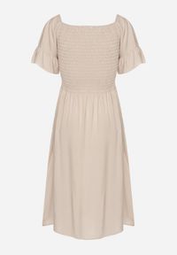 Born2be - Jasnobeżowa Rozkloszowana Sukienka Bawełniana z Bufiastymi Rękawami i Elastyczną Górą Veliova. Okazja: na co dzień. Kolor: beżowy. Materiał: bawełna. Styl: casual, elegancki #6