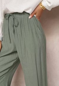 Renee - Ciemnozielone Spodnie Materiałowe z Marszczoną Gumką Pimpernel. Kolor: zielony. Materiał: materiał