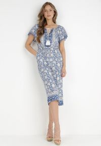 Born2be - Niebieski Kombinezon Hesonia. Kolor: niebieski. Długość rękawa: krótki rękaw. Długość: krótkie. Wzór: ażurowy, aplikacja, kwiaty. Styl: wakacyjny, boho #6