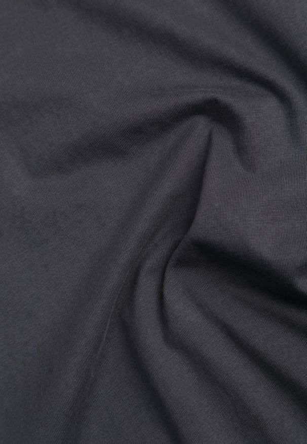 Born2be - Ciemnoszara Gładka Koszulka T-shirt z Bawełny o Prostym Kroju Sarusa. Okazja: na co dzień, na randkę. Kolor: szary. Materiał: bawełna. Wzór: gładki. Styl: klasyczny, casual