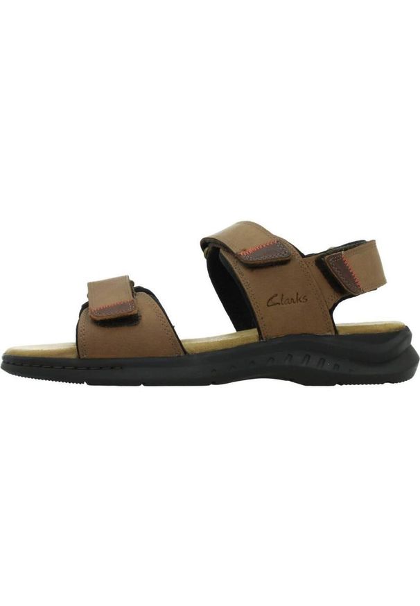 Clarks - Sandały CLARKS HAPSFORD CREEK Brązowy. Kolor: brązowy. Materiał: tkanina, skóra. Sezon: lato